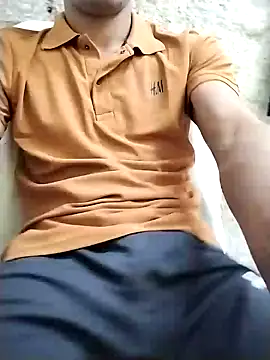 Snapshot of vicky0805 chatting on December 2024 05:05:02 AM vicky0805 online show from December 2024 05:05:02 AM