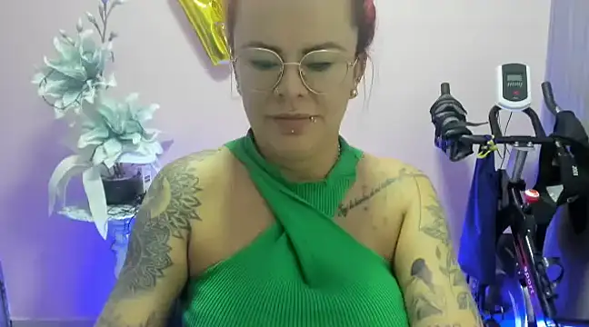 KAROL MILF online show from December 2024 12:11:02 AM