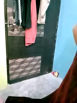 husa-Malika online show from February 2025 02:31:01 AM