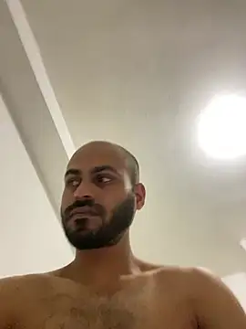 Snapshot of islandvybee55 chatting on December 2024 09:40:02 AM islandvybee55 online show from December 2024 09:40:02 AM