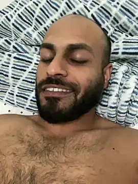 Snapshot of islandvybee55 chatting on February 2025 02:10:02 AM islandvybee55 online show from February 2025 02:10:02 AM