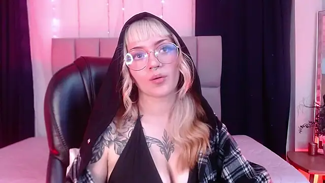 LessBoobs gh online show from February 2025 02:59:01 PM