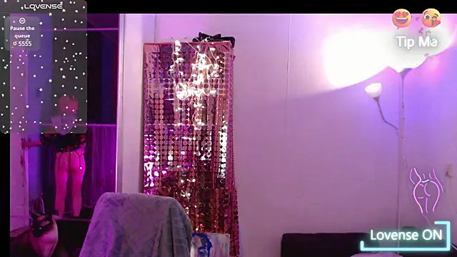 mischellemeow13 online show from December 2024 07:21:01 AM