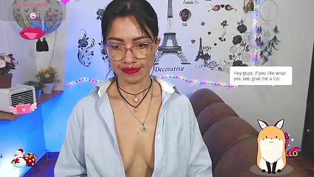 Snapshot of FernandaEloisa chatting on January 2025 01:35:01 PM FernandaEloisa online show from January 2025 01:35:01 PM