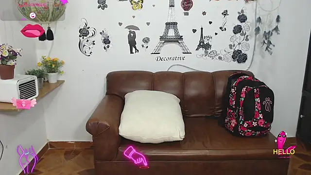 Snapshot of FernandaEloisa chatting on January 2025 12:56:01 PM FernandaEloisa online show from January 2025 12:56:01 PM