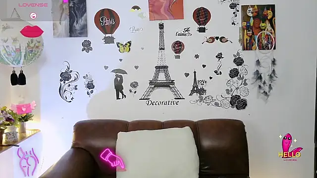 Snapshot of FernandaEloisa chatting on January 2025 01:53:02 PM FernandaEloisa online show from January 2025 01:53:02 PM