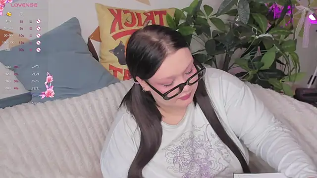 LilyBelll online show from October 2025 03:07:01 AM