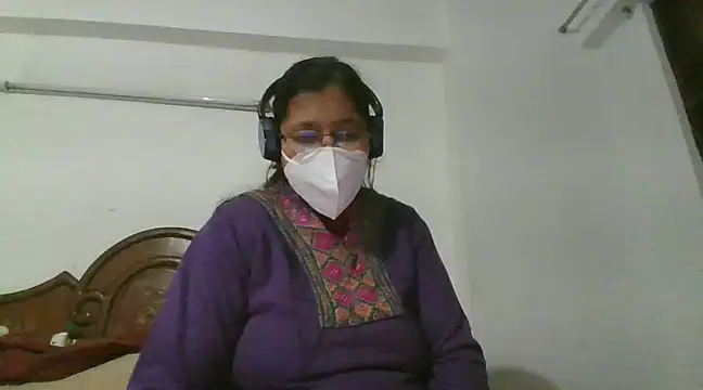 cutiecatty21 online show from December 2024 04:32:01 PM