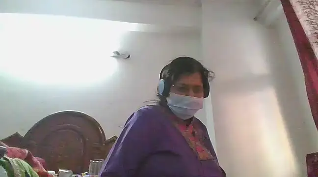 cutiecatty21 online show from February 2025 11:31:02 AM