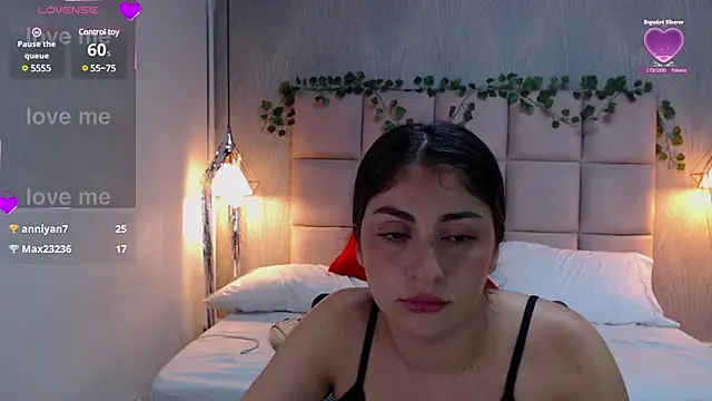 Alaya cute online show from December 2024 07:53:01 AM