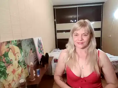 Lia Laguna77 online show from December 2024 08:32:02 PM