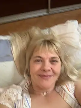 Lia Laguna77 online show from February 2025 09:56:02 PM