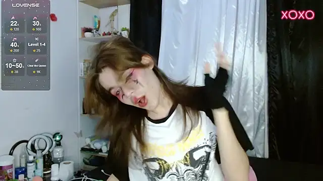 Snapshot of shun_sun chatting on February 2025 02:03:02 AM shun sun online show from February 2025 02:03:02 AM