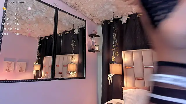 Snapshot of Nathan_Smith_ chatting on November 2025 07:57:02 PM Nathan Smith online show from November 2025 07:57:02 PM