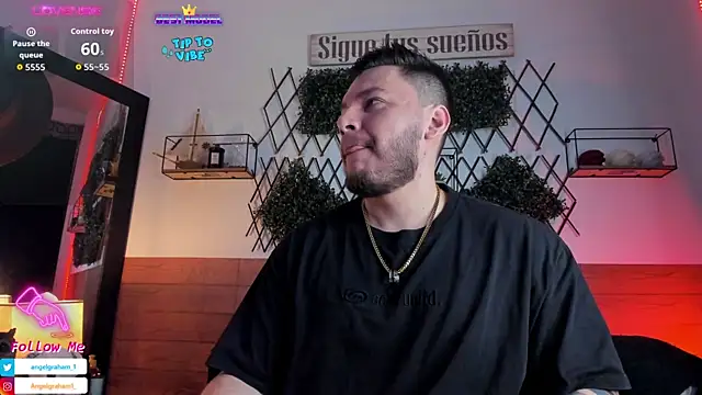 Angelgraham 1 online show from November 2025 05:03:01 PM