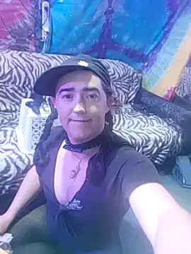 Snapshot of Boo-boo_kittyfux chatting on January 2025 12:24:02 PM Boo-boo kittyfux online show from January 2025 12:24:02 PM