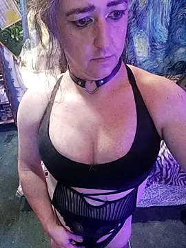 Snapshot of Boo-boo_kittyfux chatting on October 2025 05:21:01 PM Boo-boo kittyfux online show from October 2025 05:21:01 PM