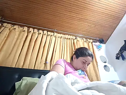 Snapshot of yajahil chatting on October 2025 06:01:01 AM yajahil online show from October 2025 06:01:01 AM