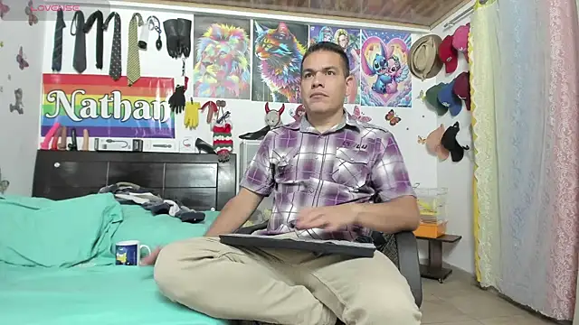 nathan sanchez online show from October 2025 05:08:01 AM