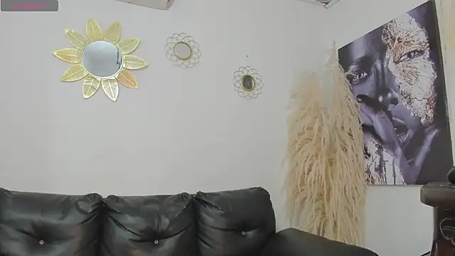 estephany doll online show from September 2025 09:38:02 PM