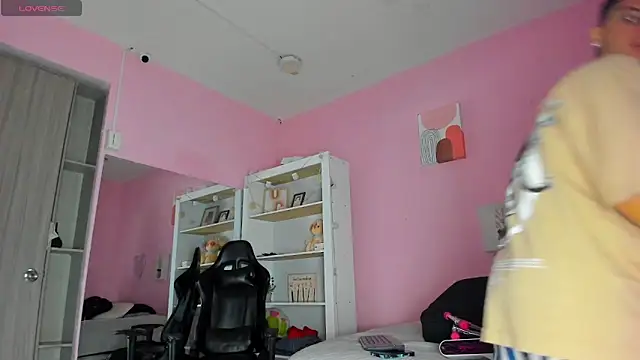 Ian Castillo  online show from September 2025 11:10:01 AM