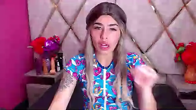 Mia Charlothe online show from March 2025 09:18:02 AM