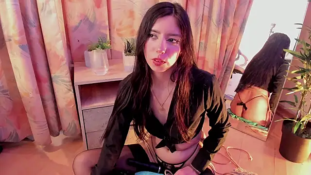 aisha bx online show from January 2025 05:52:02 PM