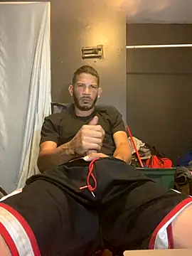 Snapshot of Chico_Bellaco chatting on October 2025 04:54:01 AM Chico Bellaco online show from October 2025 04:54:01 AM