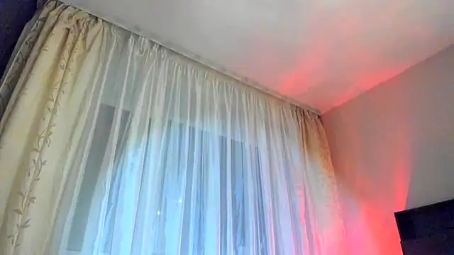 Snapshot of saint_cat25 chatting on October 2025 06:52:01 PM saint cat25 online show from October 2025 06:52:01 PM