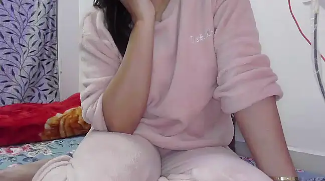 ANANYA-TIWARI online show from January 2025 06:25:01 AM