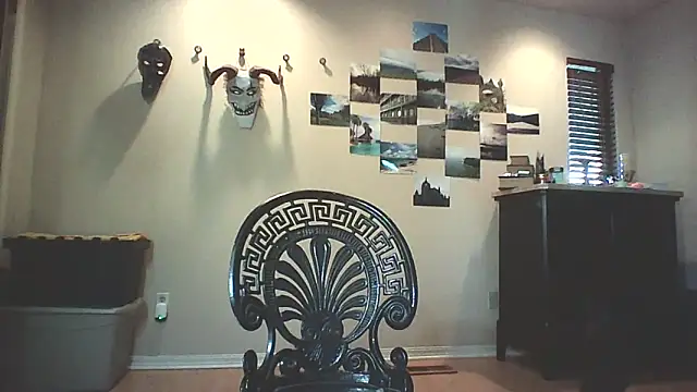 Snapshot of Big-Tits-McGee chatting on October 2025 06:30:02 PM Big-Tits-McGee online show from October 2025 06:30:02 PM