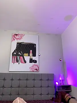 Snapshot of Violetta_Suky chatting on October 2025 01:42:02 PM Violetta Suky online show from October 2025 01:42:02 PM