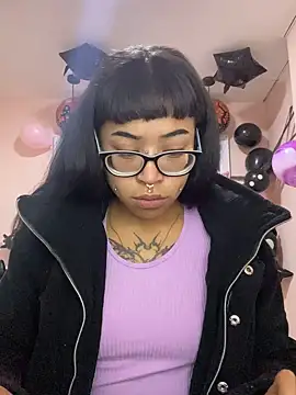 Snapshot of Violetta_Suky chatting on October 2025 12:52:02 PM Violetta Suky online show from October 2025 12:52:02 PM