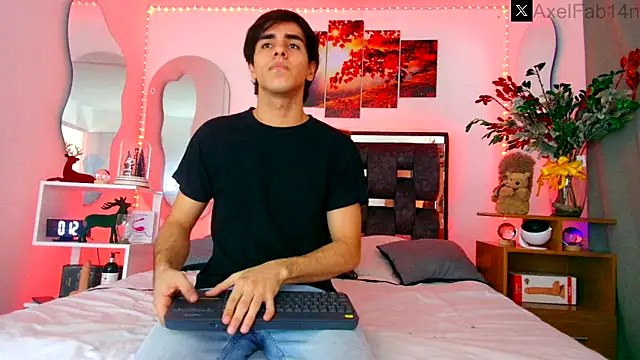 Alex and Fabian online show from December 2024 06:31:02 PM