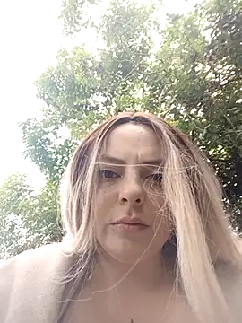 madelaine- online show from October 2025 07:35:02 PM