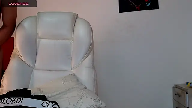 tonibelmont online show from December 2024 06:11:01 PM