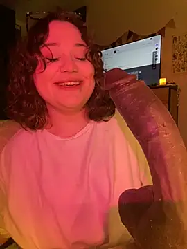 Snapshot of DaisyBooom chatting on March 2025 07:06:02 PM DaisyBooom online show from March 2025 07:06:02 PM