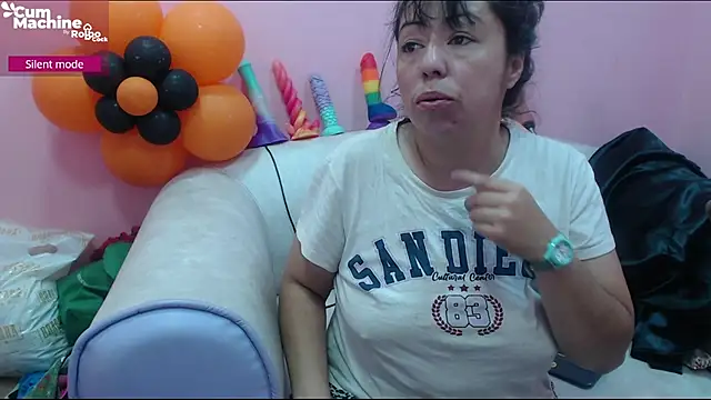 Snapshot of Drool_Sucker chatting on November 2025 12:47:01 PM Drool Sucker online show from November 2025 12:47:01 PM