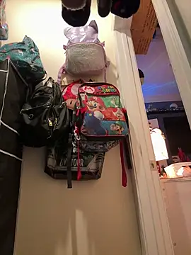 Snapshot of Eduflow22cm chatting on September 2025 09:54:01 AM Eduflow22cm online show from September 2025 09:54:01 AM