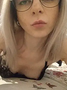 Butterfly Lily online show from January 2025 01:13:01 PM