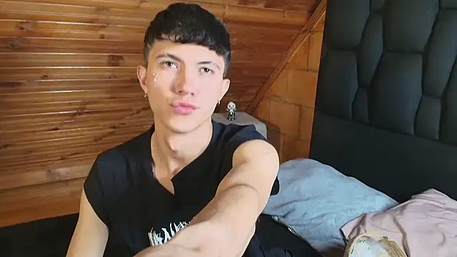 Justyn Ross online show from October 2025 11:06:02 PM