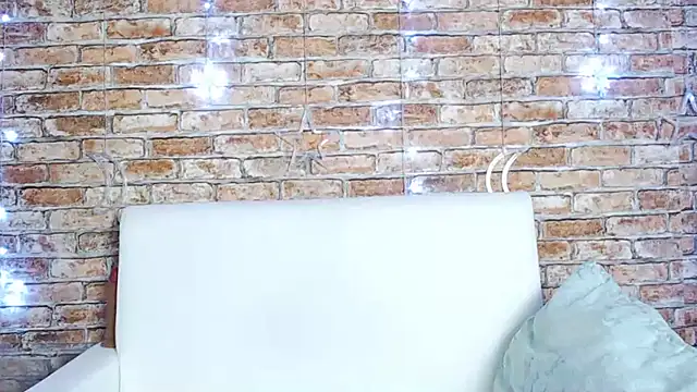 Samantha XKiss online show from February 2025 01:11:02 AM