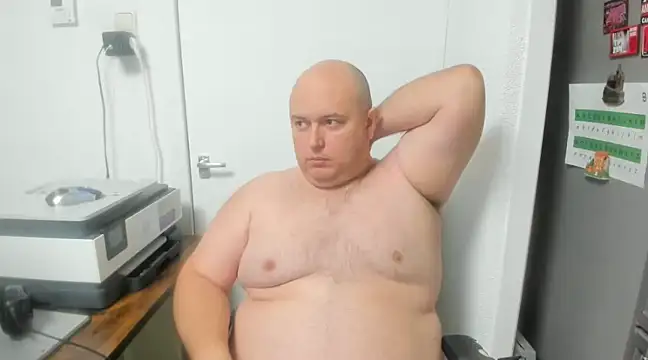 BigromeoXX online show from December 2024 05:37:01 PM