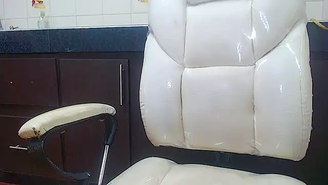 sexy lady 0 online show from December 2024 05:42:01 PM