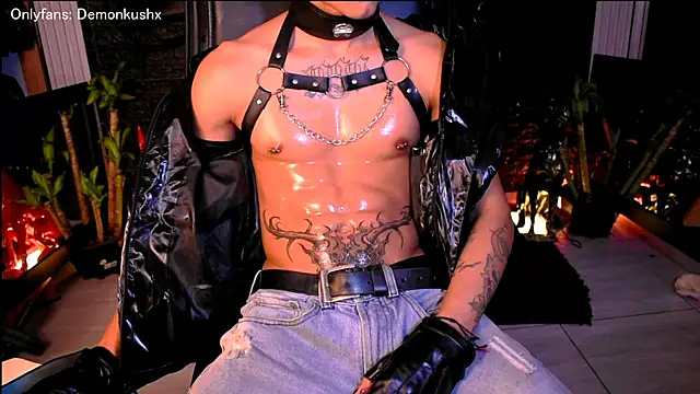 Snapshot of DemonKush-- chatting on November 2025 06:12:01 AM DemonKush-- online show from November 2025 06:12:01 AM