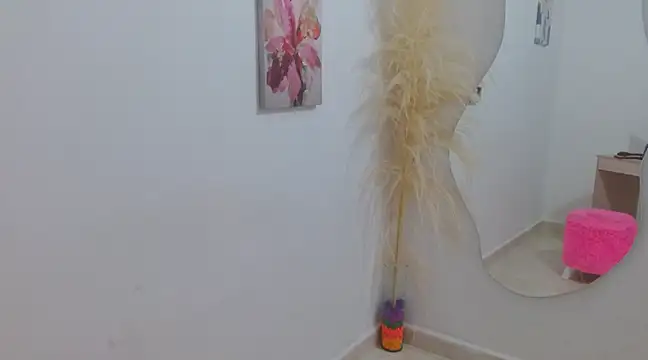 Mary Pompis online show from December 2024 09:42:01 AM
