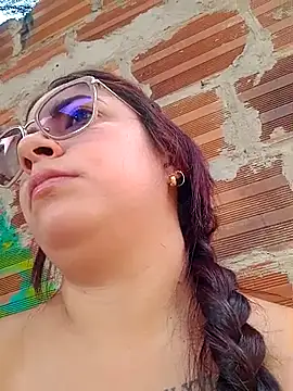Mary Pompis online show from January 2025 04:02:02 PM