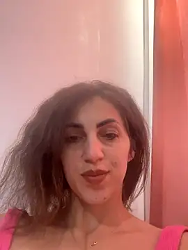 EmaSkyes online show from October 2025 05:39:02 AM