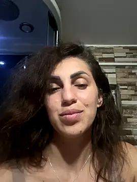 EmaSkyes online show from October 2025 06:52:02 PM