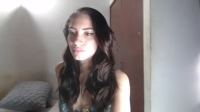 aurelialux online show from March 2025 09:00:02 PM